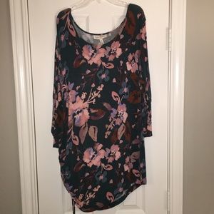 Jessica Simpson floral top